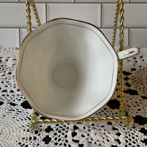 Vintage Royal Albert England Bone China Tea Cup ans Saucer Damask 2693 - Picture 11 of 13